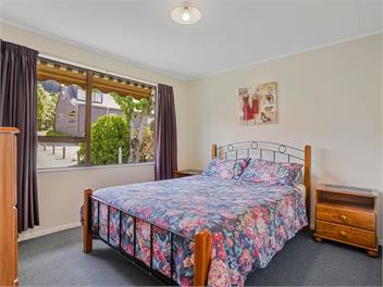 Denby Delight - Hanmer Springs 7334