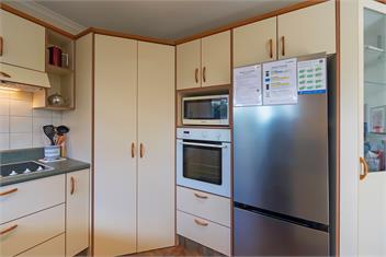 Casa Bella - Nelson City Holiday Home - The Wood, Nelson