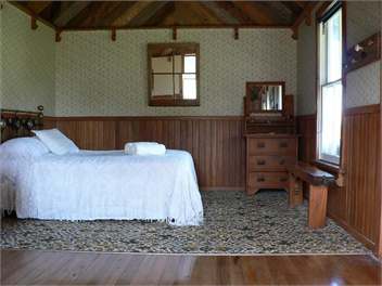 Pioneer Cottage -