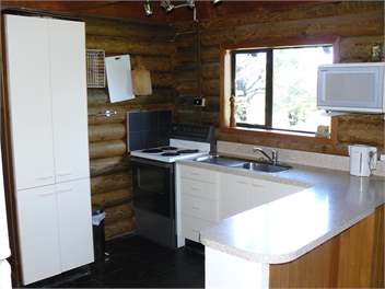 Corsican Lodge - Spacious log chalet with free WIFI - Mount Lyford