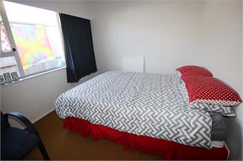 Pine Unit - Orewa Beach - Orewa