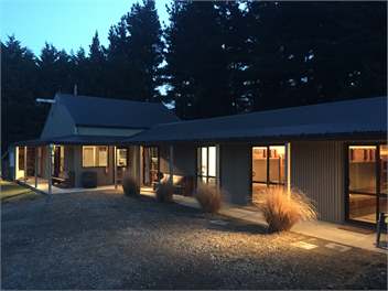 Snowdon Shearers Quarters - Windwhistle