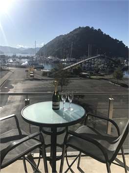 The Moorings Luxury Waterfront 1 Bedroom Apartment - Picton