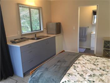 Ivy's Cottage - Greytown