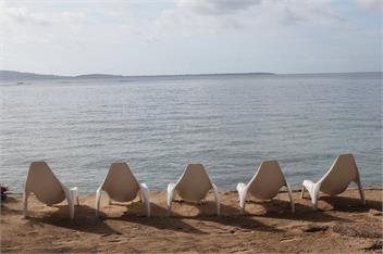 Blue Bay Resort - 100% Locally Owned - Port Vila