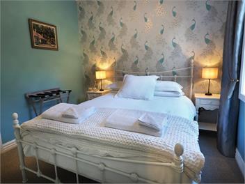 Historic Winter Ski Cottage/Summer River Cottage. - Queenstown