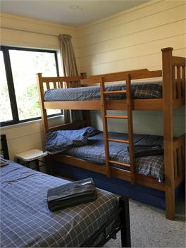 Medlands on the Beach - Great Barrier Island