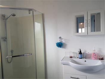 A MUST SEE  ON MAYFAIR - 121B Mayfair Avenue - Whangamata