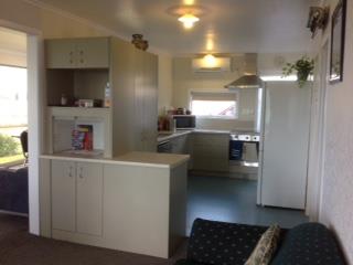 LOWES RETREAT (ON the Beach) - Opotiki