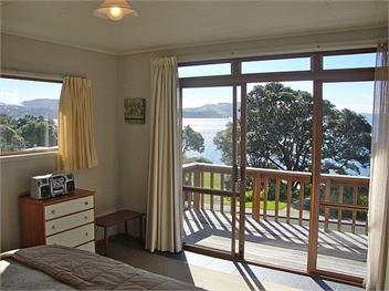 The Retreat (Bachcare) - Cooks Beach