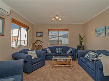 Wonderful Whangamata (Bachcare) - Whangamata