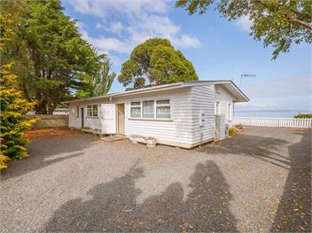Lake Edge Cottage (Bachcare) - Waitahanui