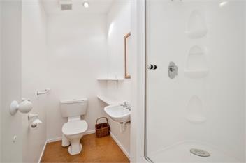 Waitahanui Lakefront Escape (Bachcare) - Waitahanui