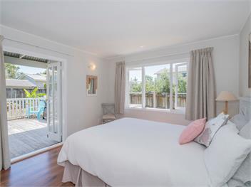 The Doll's House (Bachcare) - Whitianga