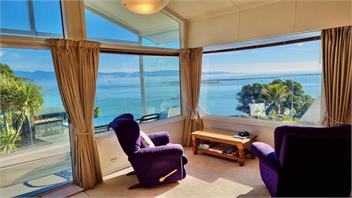 Kimberley Three - Nelson Waterfront Penthouse Apartment - Nelson