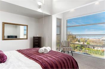 Lakeview Luxury (Bachcare) - Taupo Central