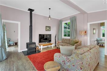 Rose Cottage - Masterton