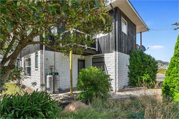Coastal Charm (Bachcare) - Picton