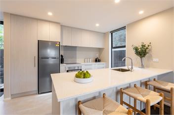 Brand New and Central Townhouse - Christchurch