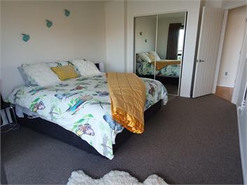 Enjoy LakeView Panoramas in comfort - 