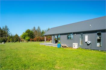 Lush Escape (Bachcare) - Turangi