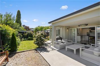 Provence on Cologne (Bachcare) - Martinborough