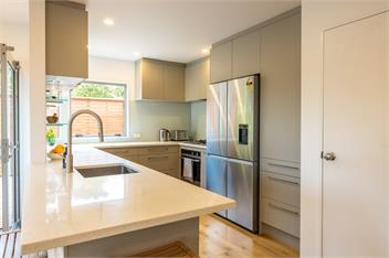 Bay Breeze Retreat - WAIHEKE ISLAND