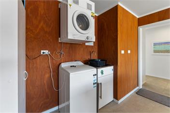 Holiday Hub - Taupo - Taupo