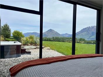 A Remarkable Stay (Bachcare) - Queenstown