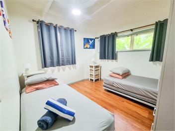 Tipani Lodge - Ngatangiia