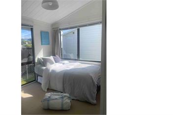 Sunny Coastal Escape w/ Views, Studio & Family Space - Pauanui
