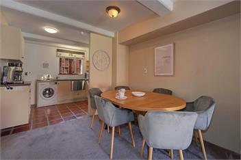Monaco Village Apartment - Nelson