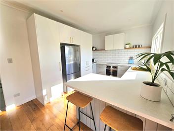 Chic Nelson City Escape - 
