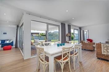 Within Reach - Coastal Escape - Cooks Beach - 