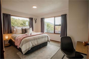 Four Peaks Matai Escape (Bachcare) - 
