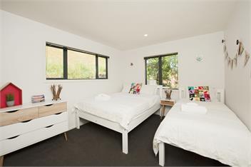 'Commodore' - Nelson Sea View Holiday Home - Nelson