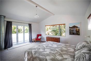 The Lane Cottage, Medland's Beach - Great Barrier Island