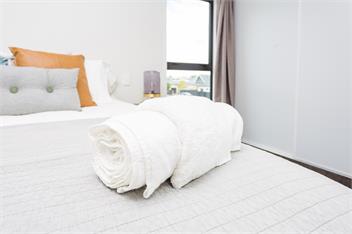 Large and Spacious Newly Built Townhouse - christchurch 