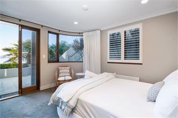 Lake Front Luxury  - Taupo