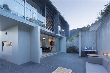 Villa de Luxe | Stunning Location + Spa Pool - Queenstown
