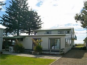 Beach Galore (Bachcare) - Waihi Beach