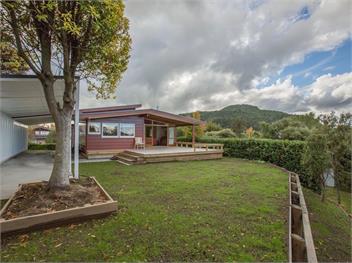 Sixties Cedar Bach (Bachcare) - Kuratau