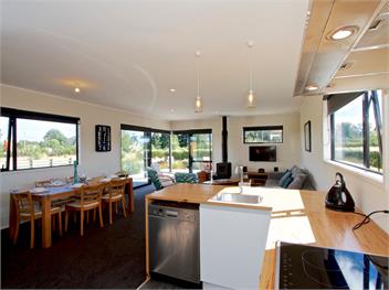 Mountain Revival (Bachcare) - Ohakune
