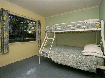 Laid Back on Lakewood (Bachcare) - Taupo Central