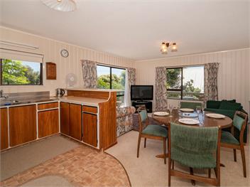 Jacaranda Lodge (Bachcare) - Whangamata