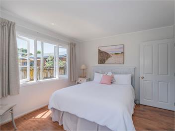 The Doll's House (Bachcare) - Whitianga
