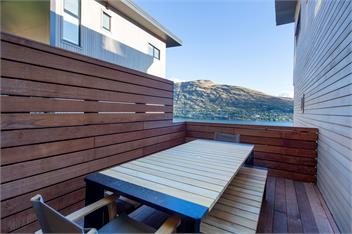 Queenstown Mountain & Lake Views Villa - Queenstown 9300