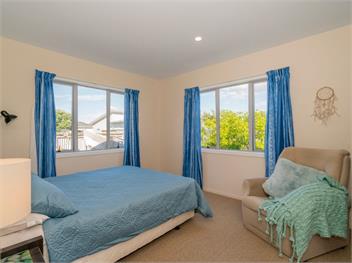 Golfers and Beach Lovers Dream (Bachcare) - Matarangi