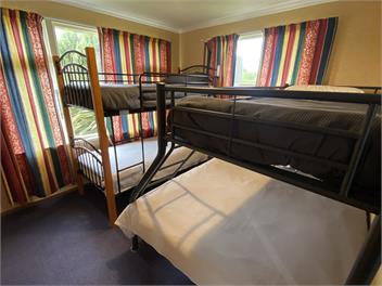 Penguin Rest Cottage, Curio Bay - Curio Bay