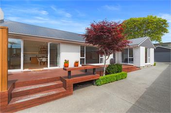 Family Friendly 4BR Home • Near Airport • Free Parking • Large Backyard - Christchurch